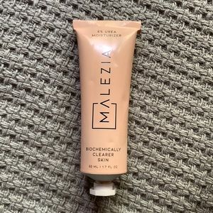 Malezia Moisturizer- 4 for $75 SOLD